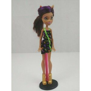 Monster High 11" Doll Clawdeen Wolf Freaky Field Trip With Outfit and Shoes